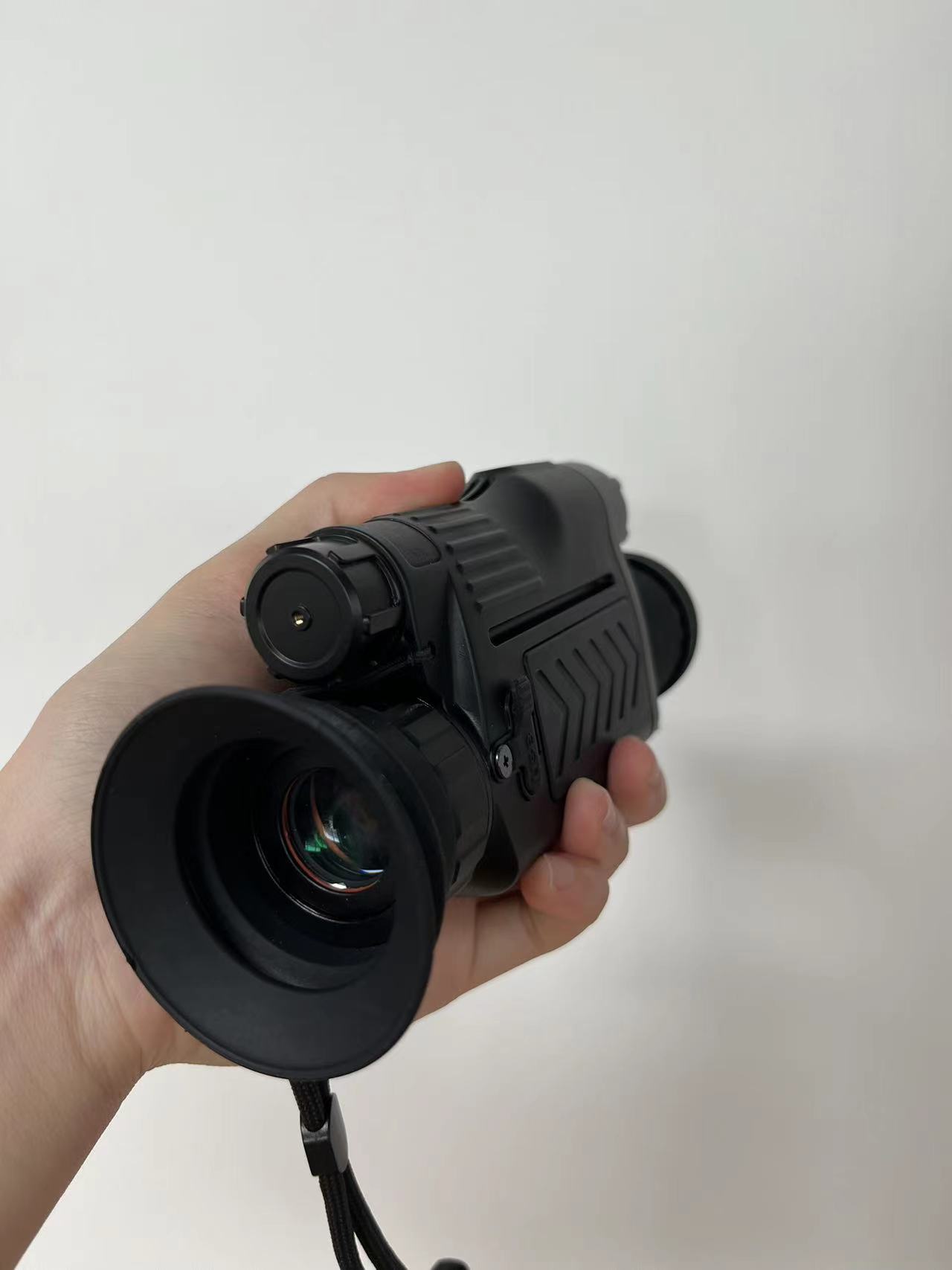 ナイトビジョンスコープ 熱画像単眼鏡 ハンティング用 - Hunting Thermal Imaging Scope のレビューと価格